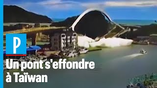 Un pont de 140 mètres seffondre à Taïwan [upl. by Nahta931]