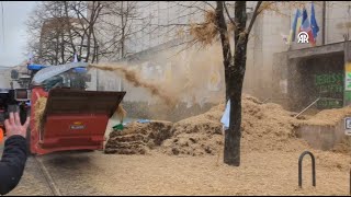 Farmers protest against the Regional Council in France [upl. by Ragse]