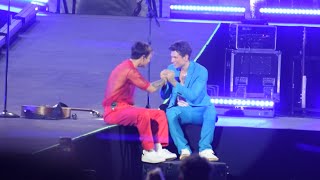 Benji e Fede  Quello che resta  discorso finale  Arena di VERONA 120721 [upl. by Natsirk268]